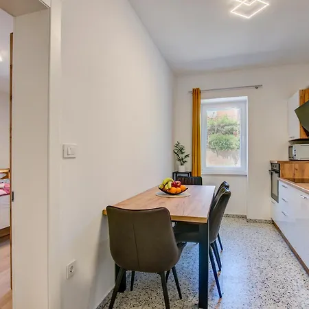 Apartment Casa Alessia *